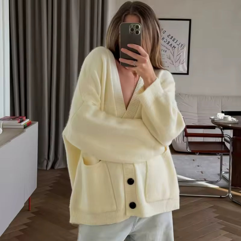 KNIT CARDIGAN