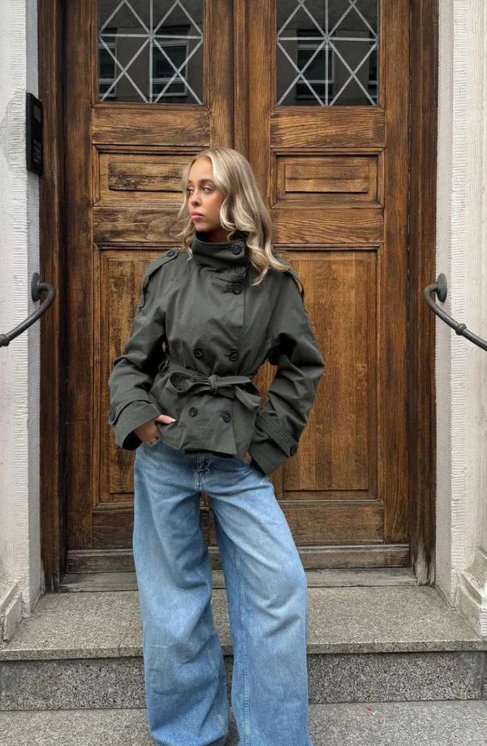 Rihanna - Trench coat
