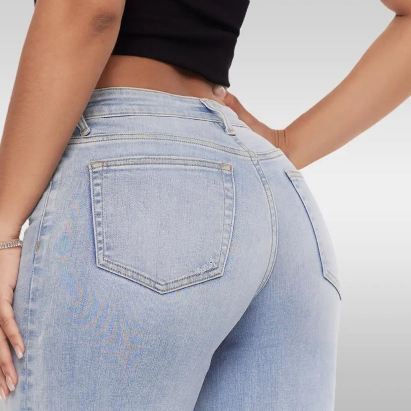 CurvyFit™ BBL jeans
