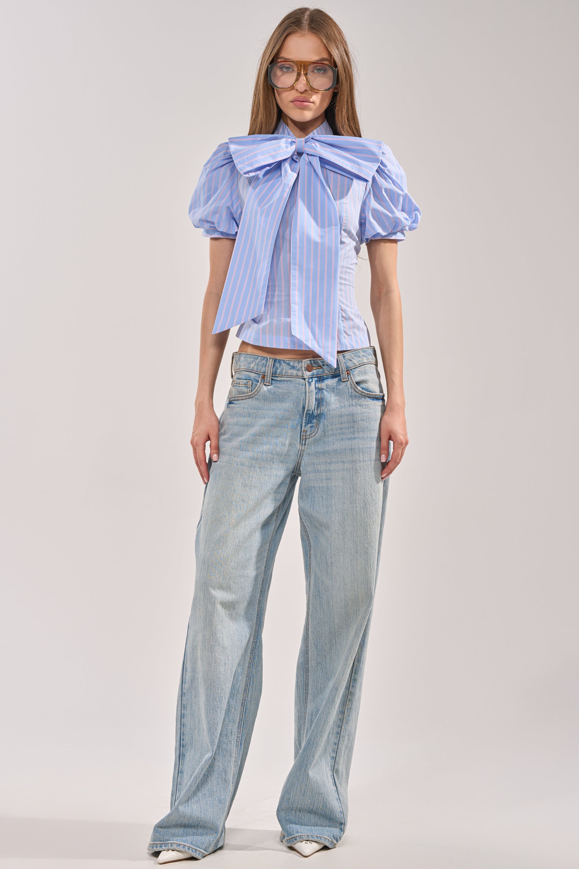 BOW DOWN SHORT SLEEVE BUTTON DOWN