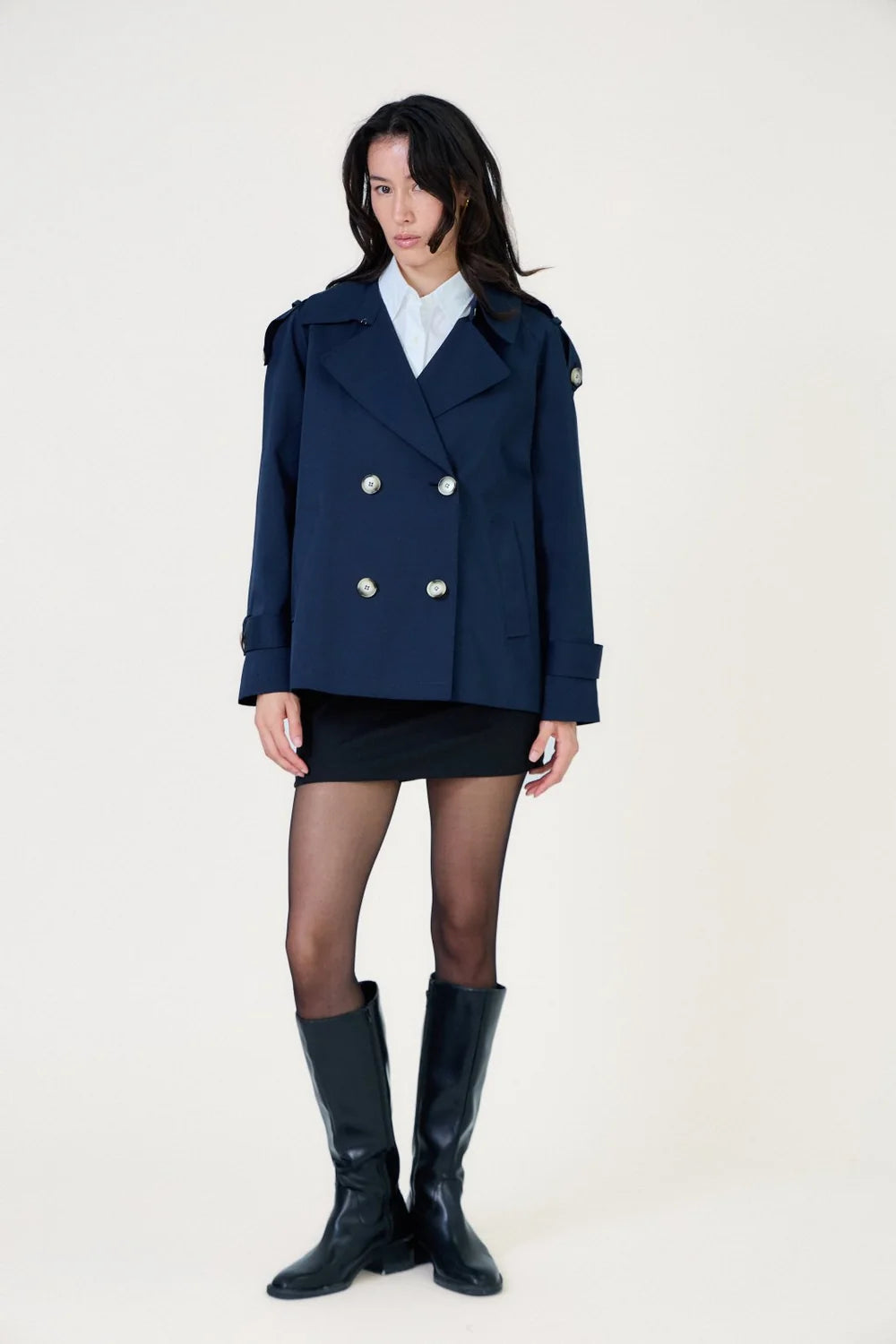 Charlize - Trench